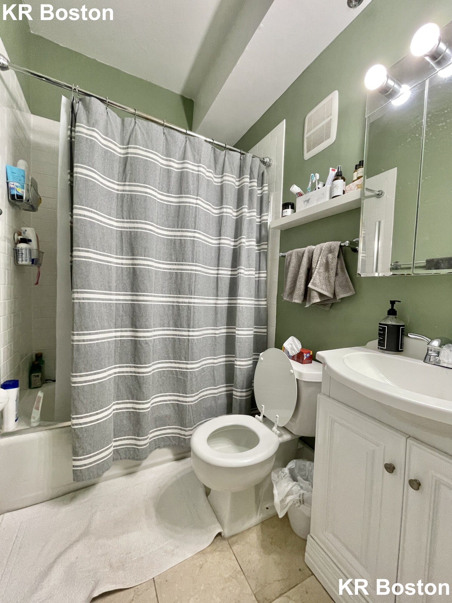 4 bed, 1.5 bath apartment for rent at 12 Stoneholm St Unit 602, Fenway — photo 8 of 8