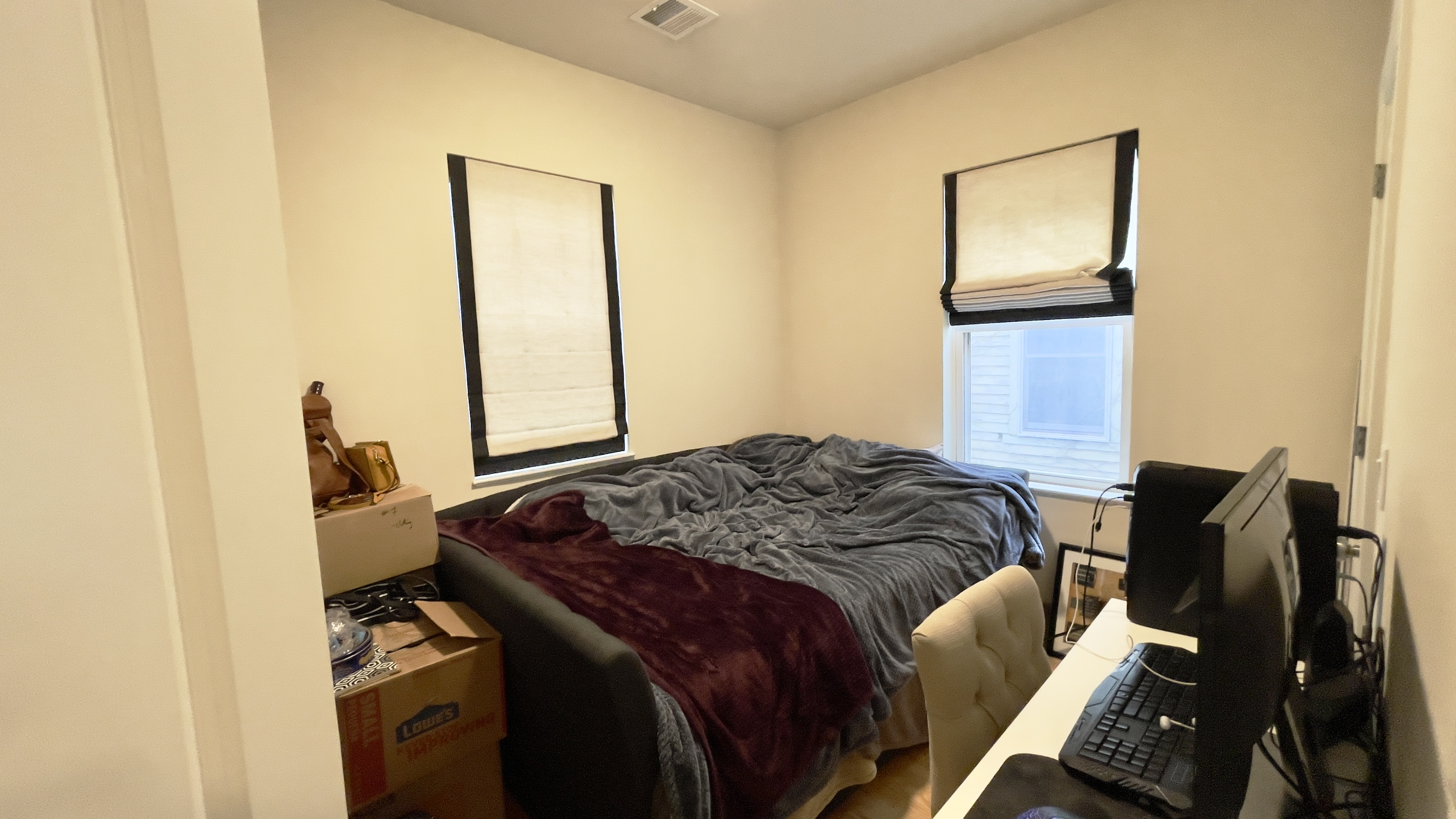 3 bed, 1 bath apartment for rent at 6 Gilmore St Unit 2, Central Square — photo 4 of 12