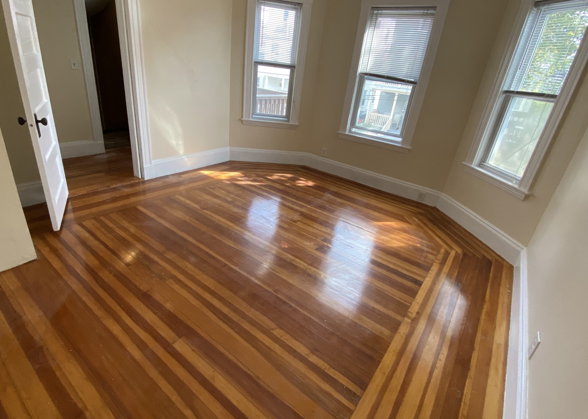 3 bed, 1 bath apartment for rent at 28 Belknap St Unit 2T, Teele Square — photo 13 of 16