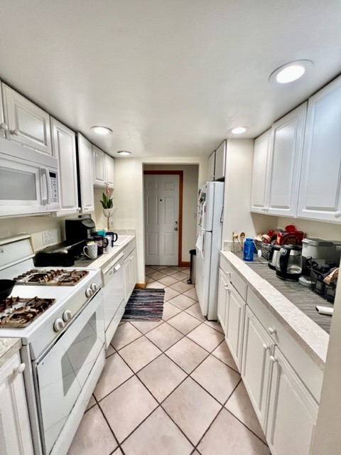 1 bed, 1.5 bath apartment for rent at 2 Baldwin Pl Unit 2, North End — photo 12 of 28