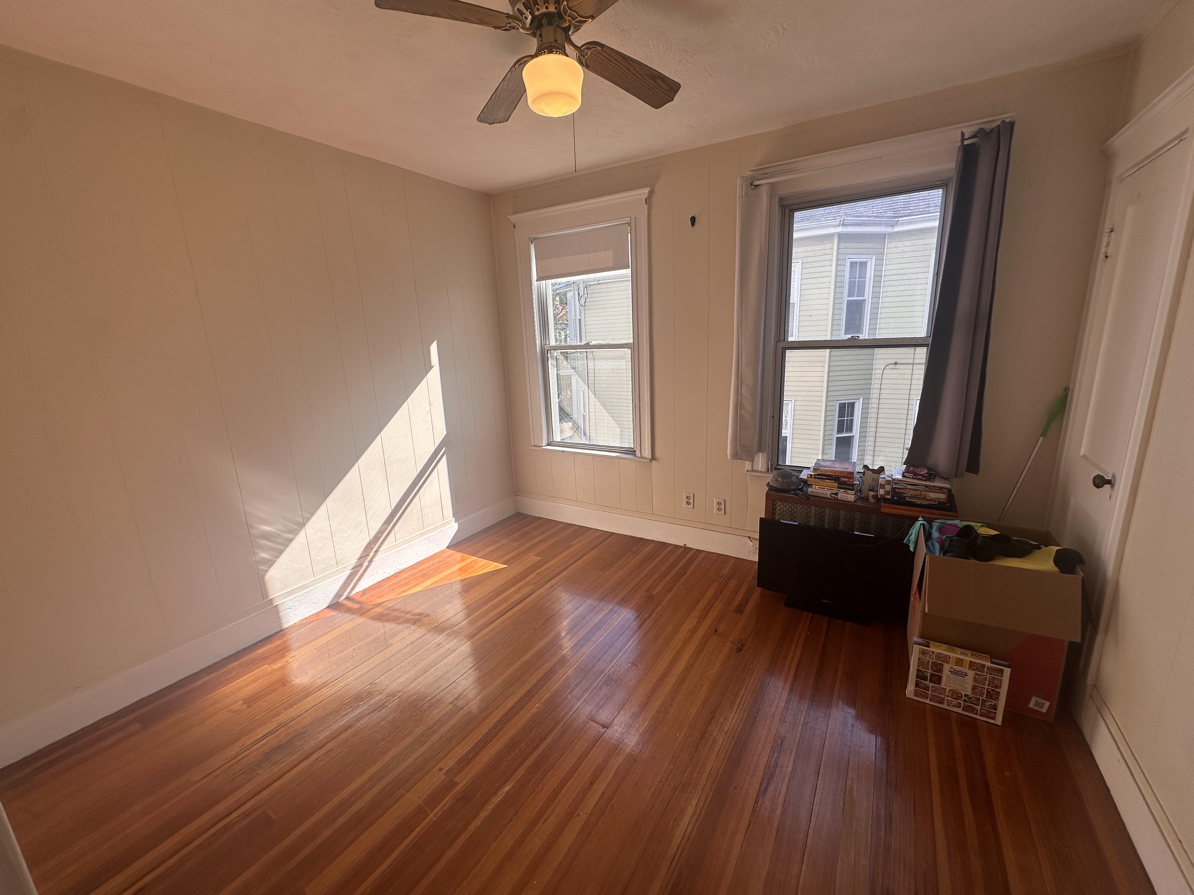 2 bed, 1 bath apartment for rent at 39 Magnus Ave Unit 2T, Ward Two — photo 19 of 24