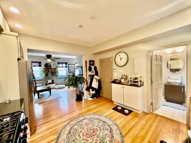 2 bed, 1 bath apartment for rent at 1 Fairfield Pl Unit 3, North End — photo 12 of 19