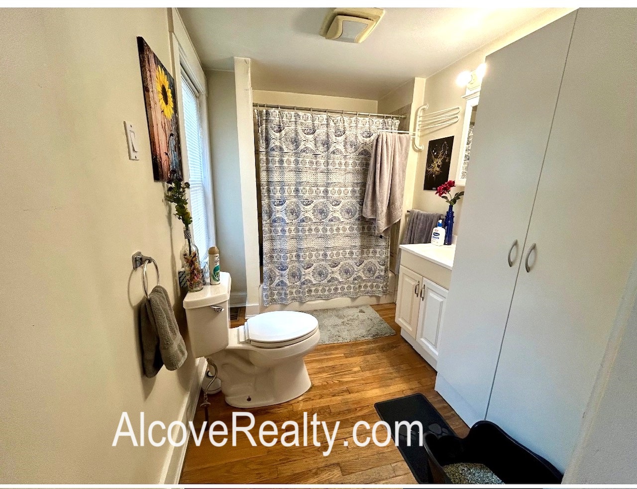 1 bed, 1 bath apartment for rent at 29 Cherry St Unit 1, Davis Square — photo 12 of 15