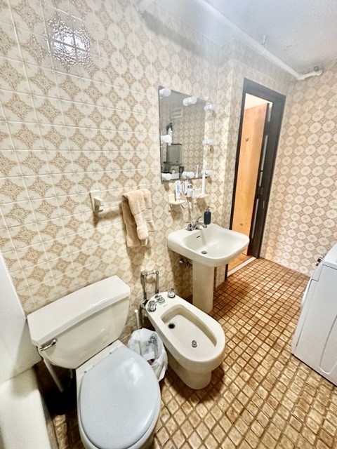 2 bed, 1 bath apartment for rent at 8 Harris St Unit 4, North End — photo 12 of 12