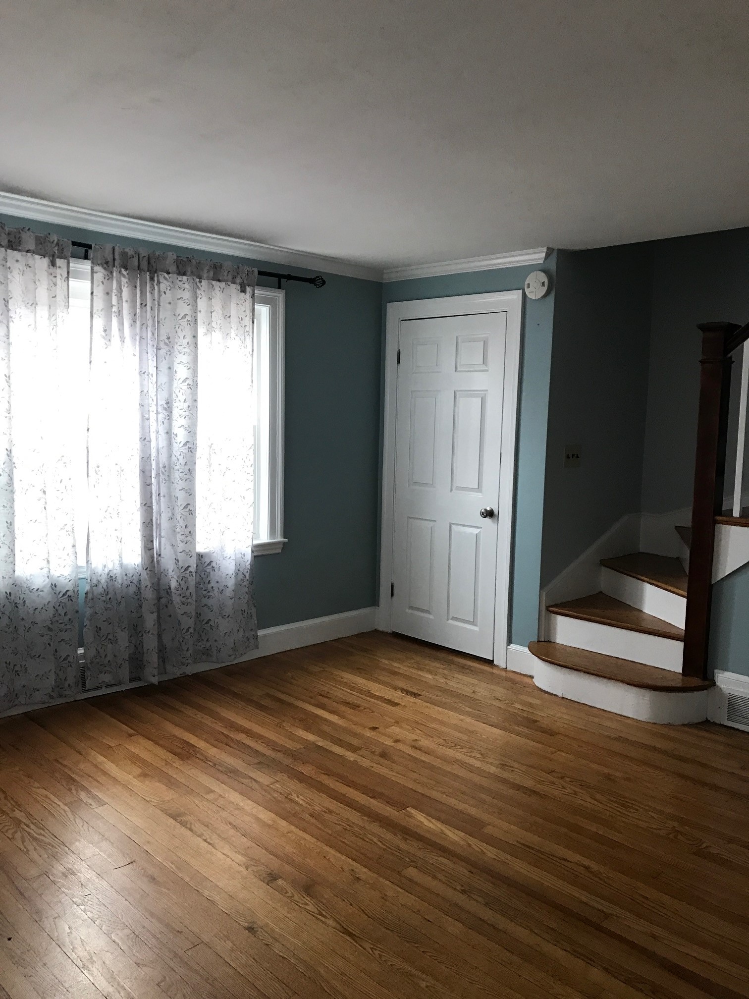 3 bed, 1 bath apartment for rent at 30 Mason St Unit 1, Salem — photo 12 of 15