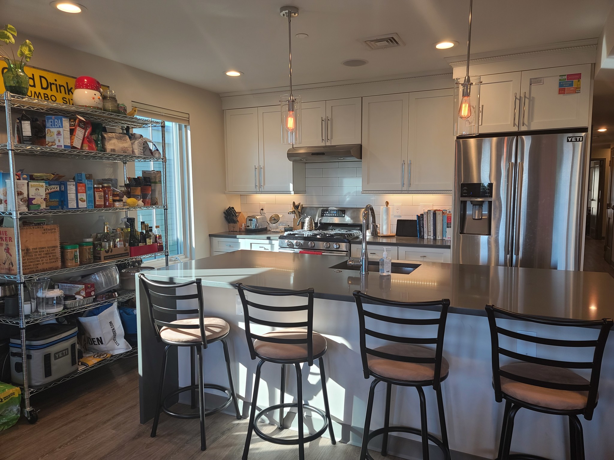 3 bed, 2 bath apartment for rent at 246 West Broadway Unit 3, South Boston — photo 10 of 27