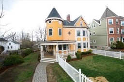 1 bed, 1 bath apartment for rent at 35 Highland Ave Unit 2, Newtonville — photo 10 of 10