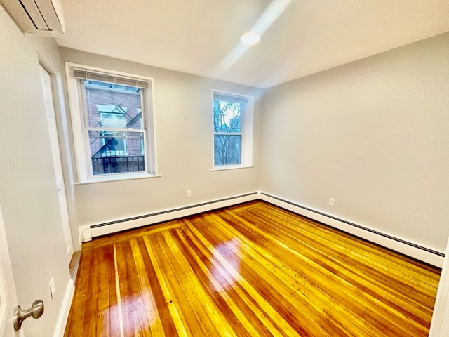3 bed, 2 bath apartment for rent at 29 Thacher St Unit 3, North End — photo 12 of 20