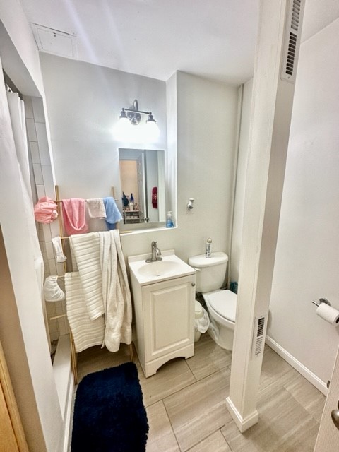 2 split bed, 1 bath apartment for rent at 220 Hanover St Unit 14R, North End — photo 12 of 13