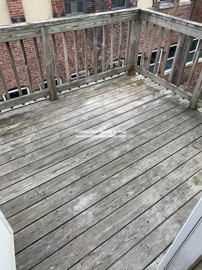 4 bed, 2 bath apartment for rent at 11 Eliot St Unit 2, Spring Hill — photo 11 of 18