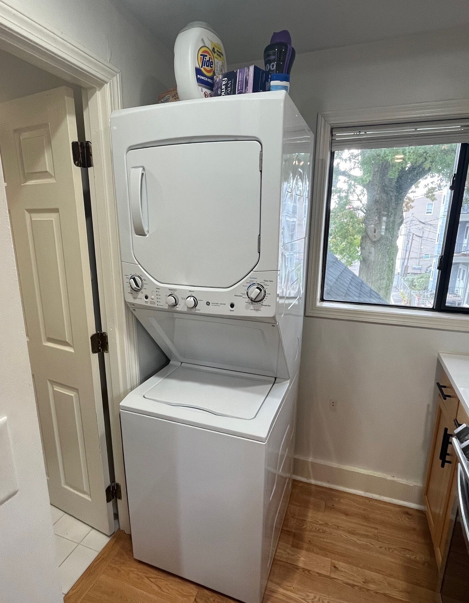 34 Everett Ave, East Somerville