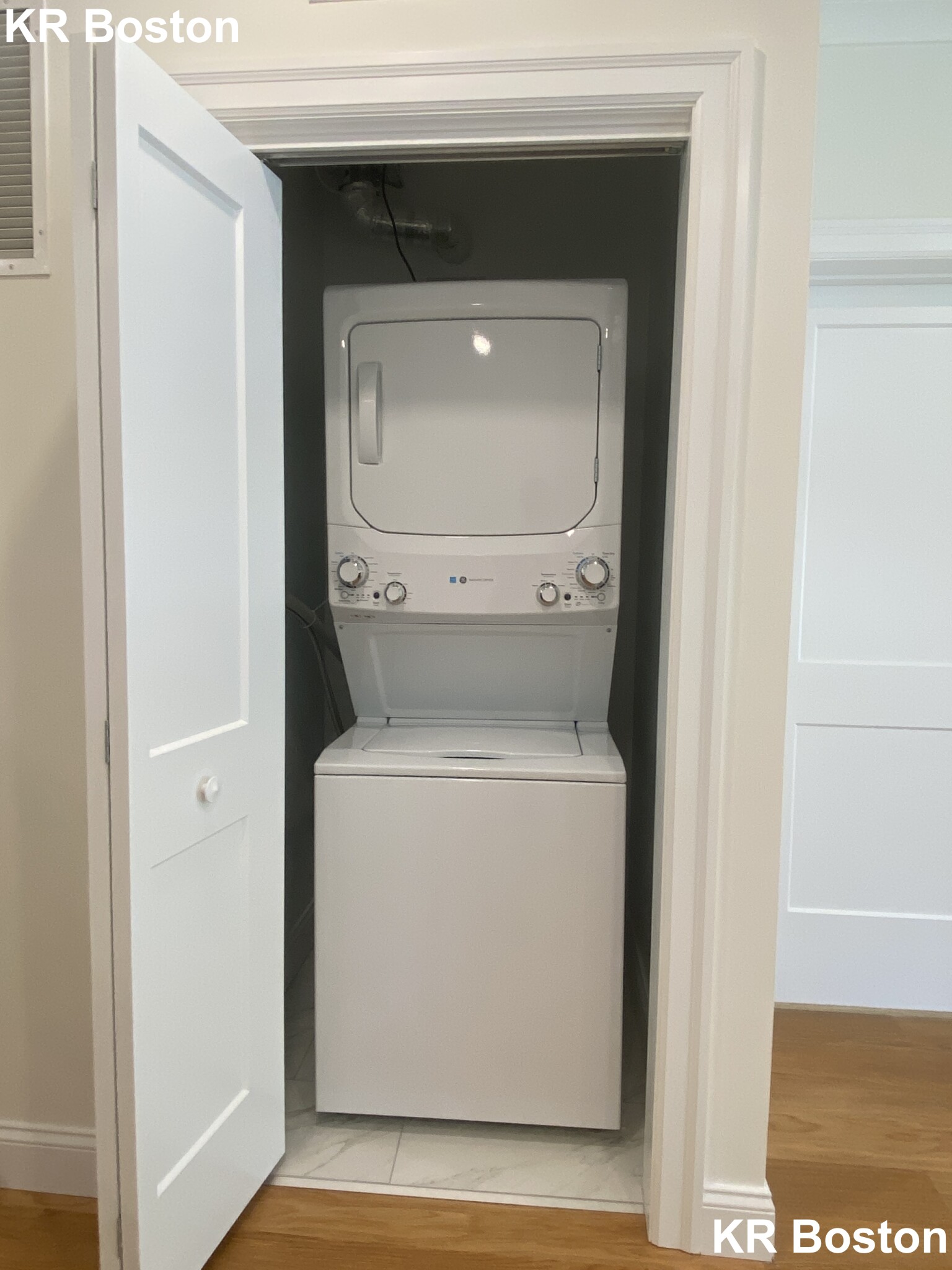 1 bed, 1 bath apartment for rent at 120 Gerry Rd Unit 207, Chestnut Hill — photo 2 of 6