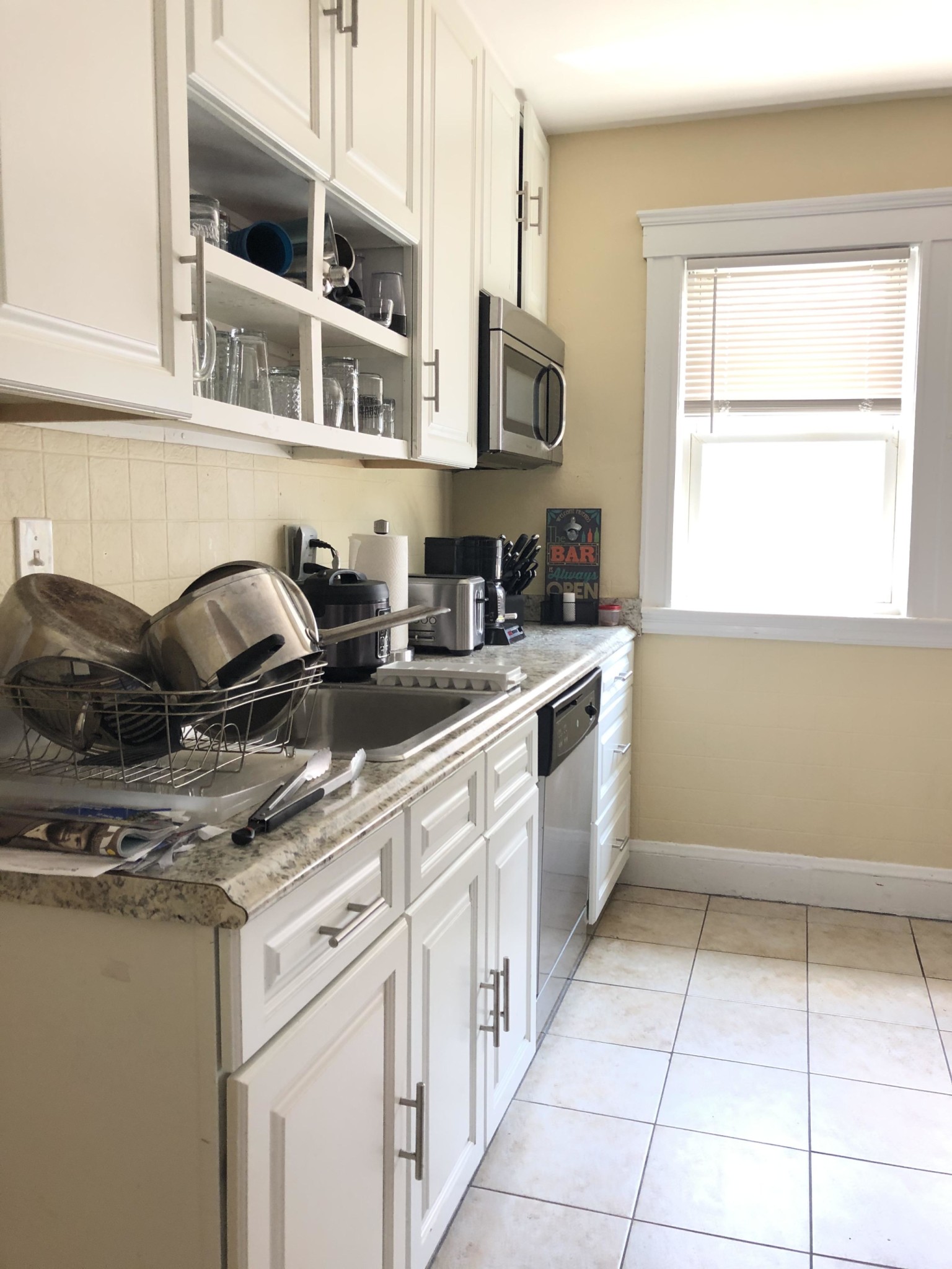 5 bed, 2 bath apartment for rent at 120 Holton St Unit 120, Brighton — photo 3 of 4