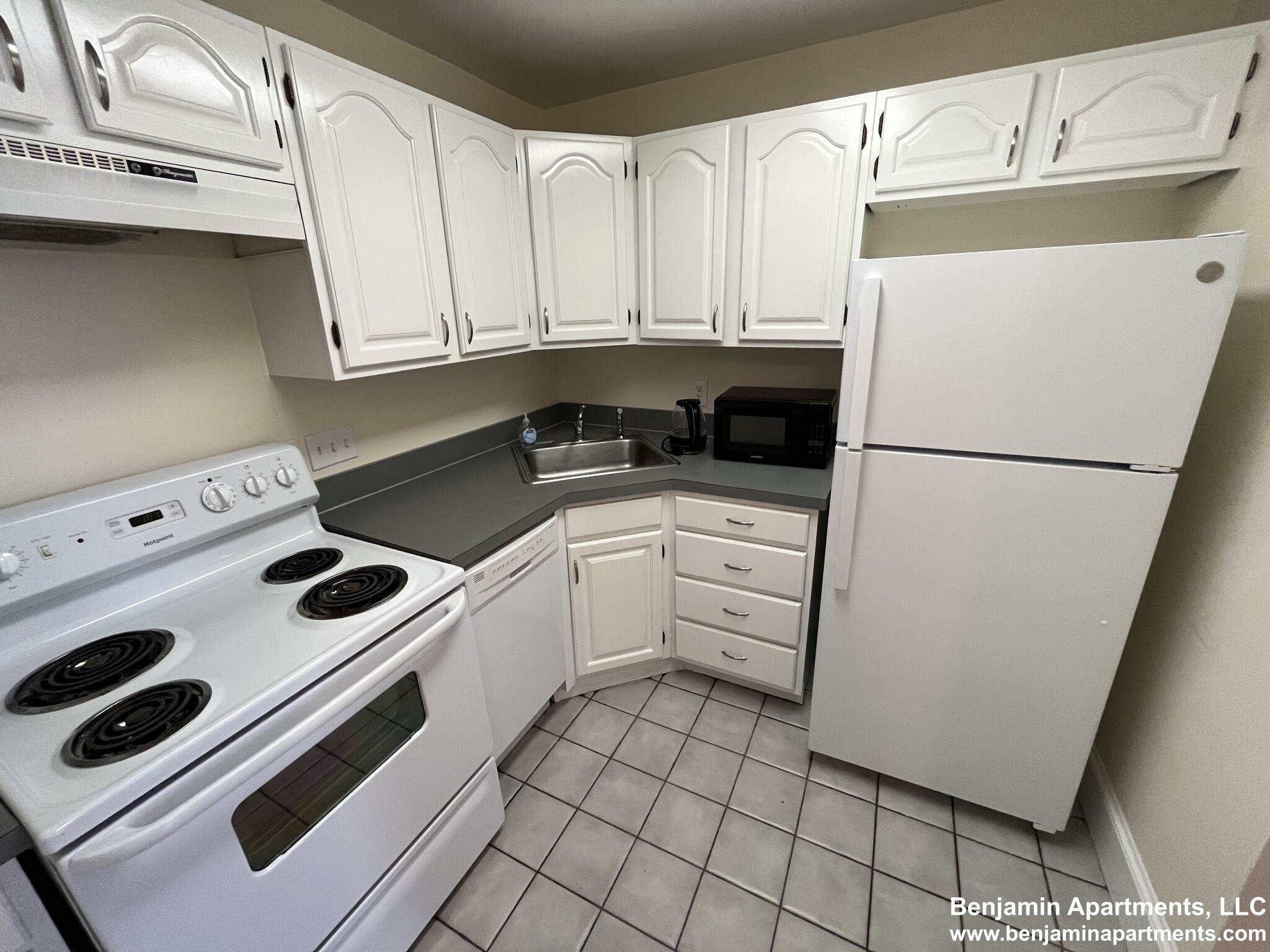 1 bed, 1 bath apartment for rent at 120 Norway St Unit 1, Fenway — photo 11 of 11