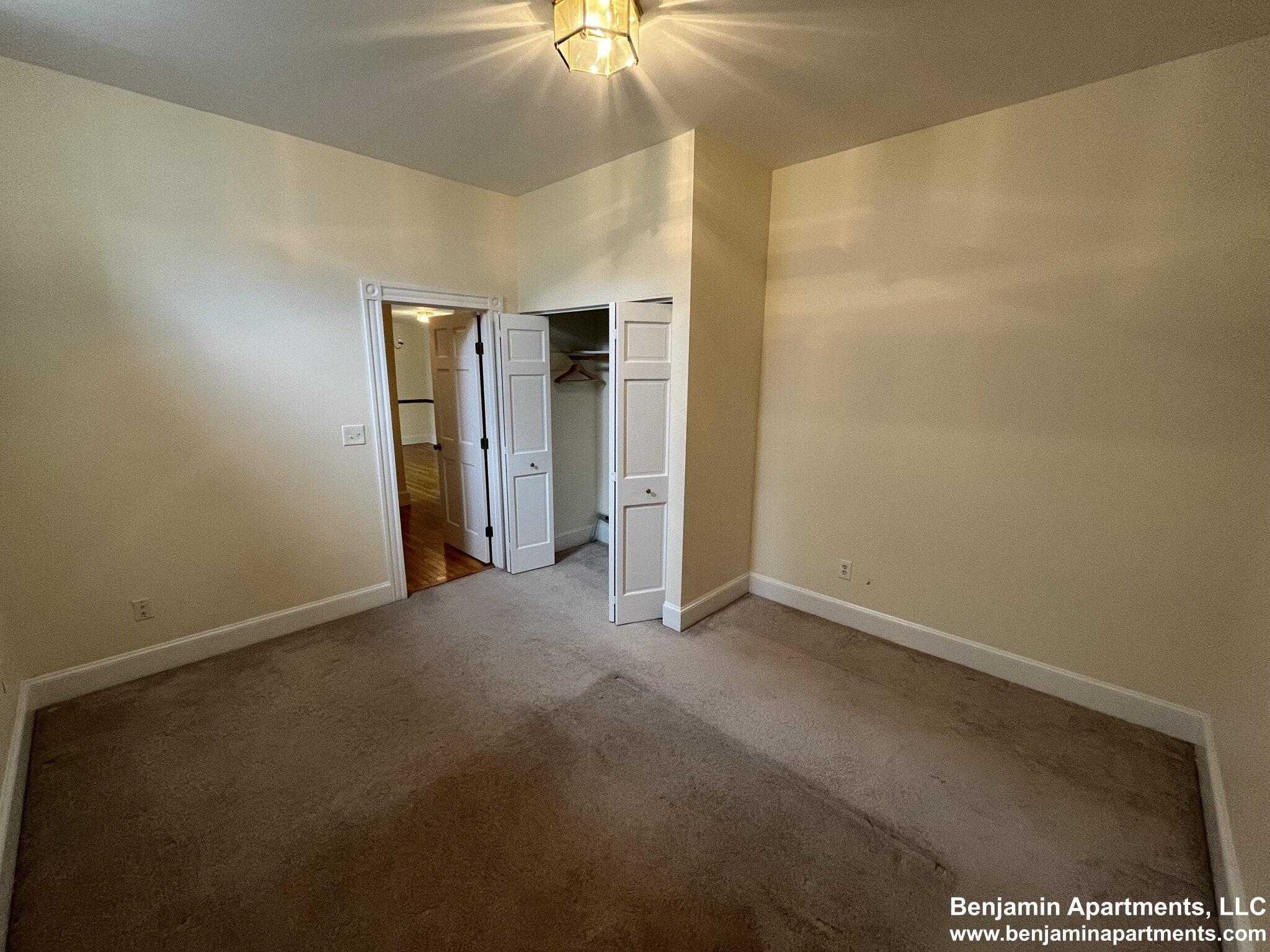 1 bed, 1 bath apartment for rent at 120 Norway St Unit 1, Fenway