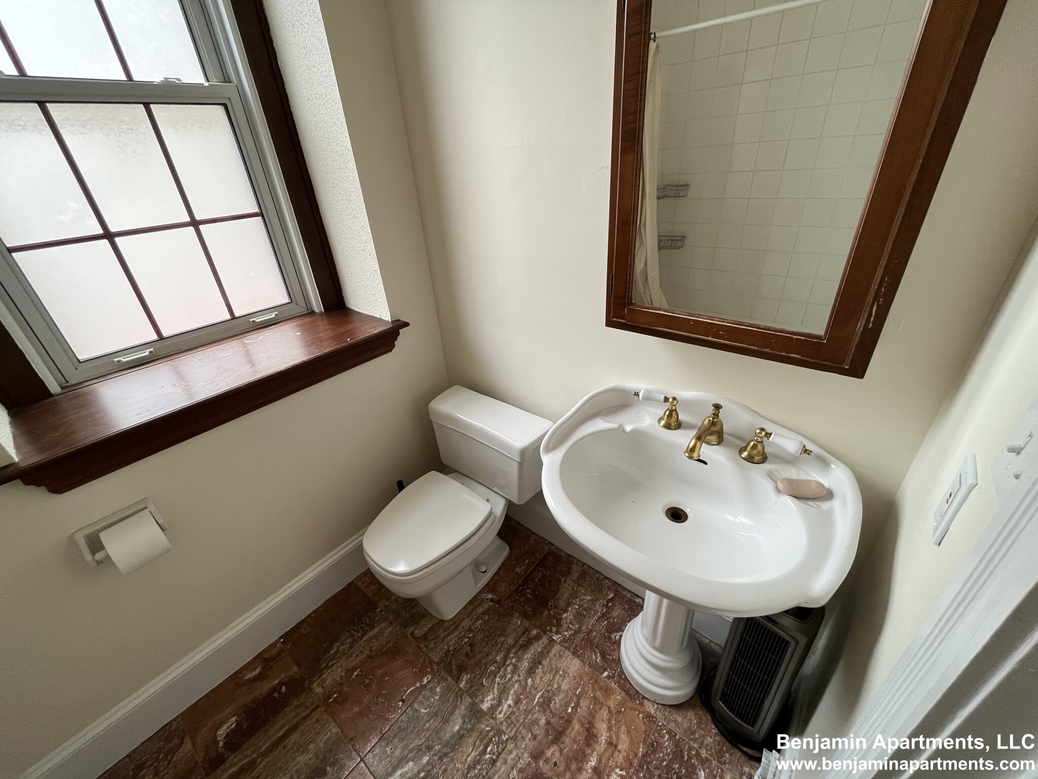 1 bed, 1 bath apartment for rent at 120 Norway St Unit 1, Fenway — photo 5 of 11