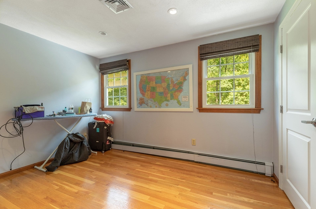 2 Sigmund St, Lynnfield