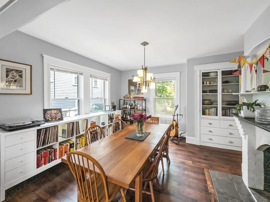 18 Alberta St, West Roxbury