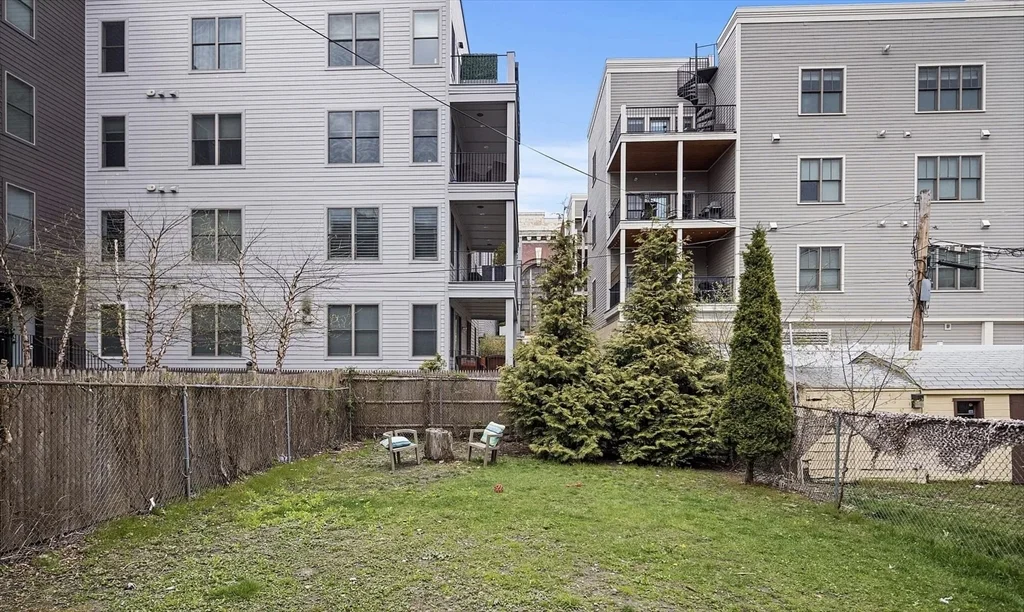 726 East 2nd, South Boston