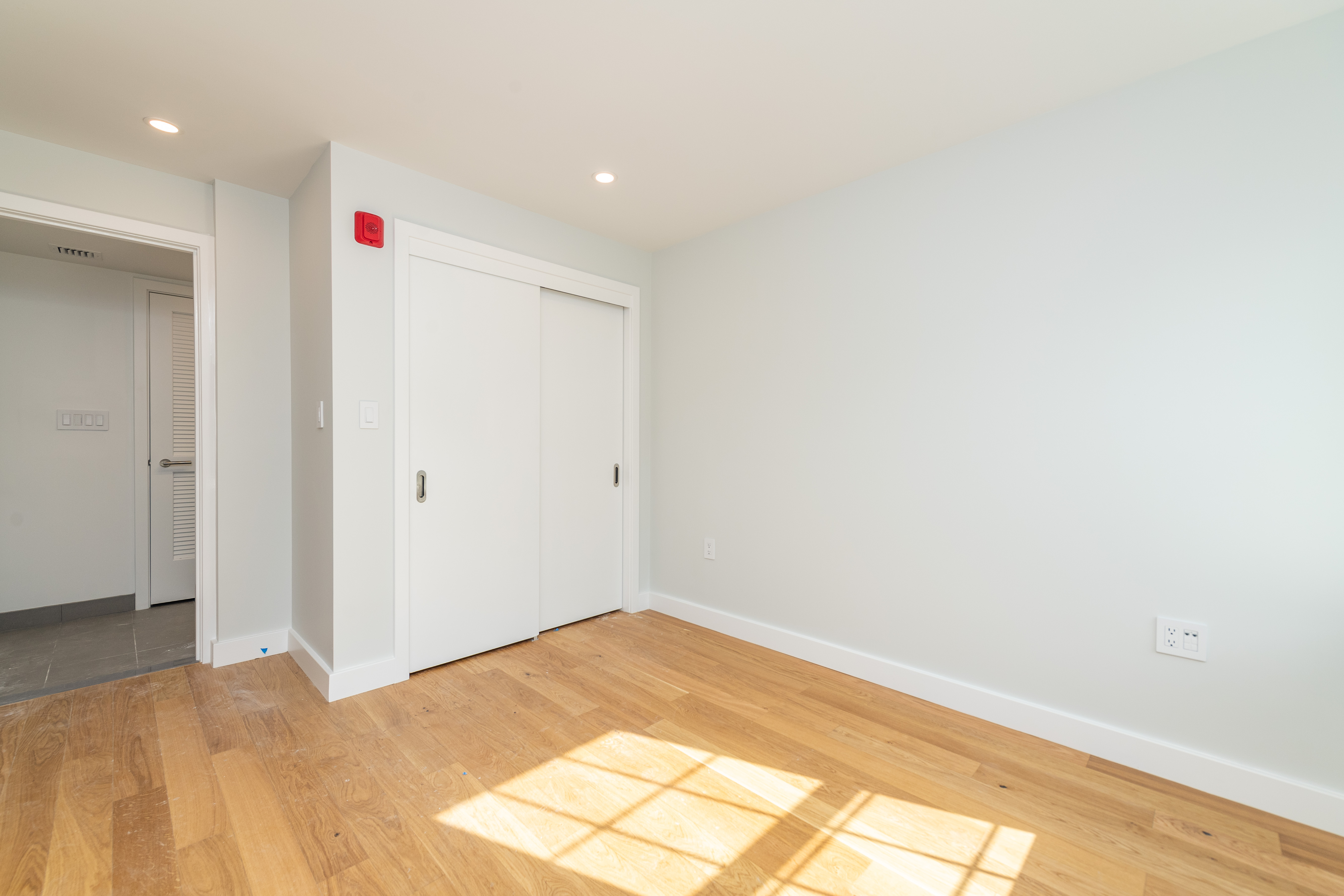 1 bed, 1 bath apartment for rent at 24 Fleet St Unit 3, North End — photo 3 of 5