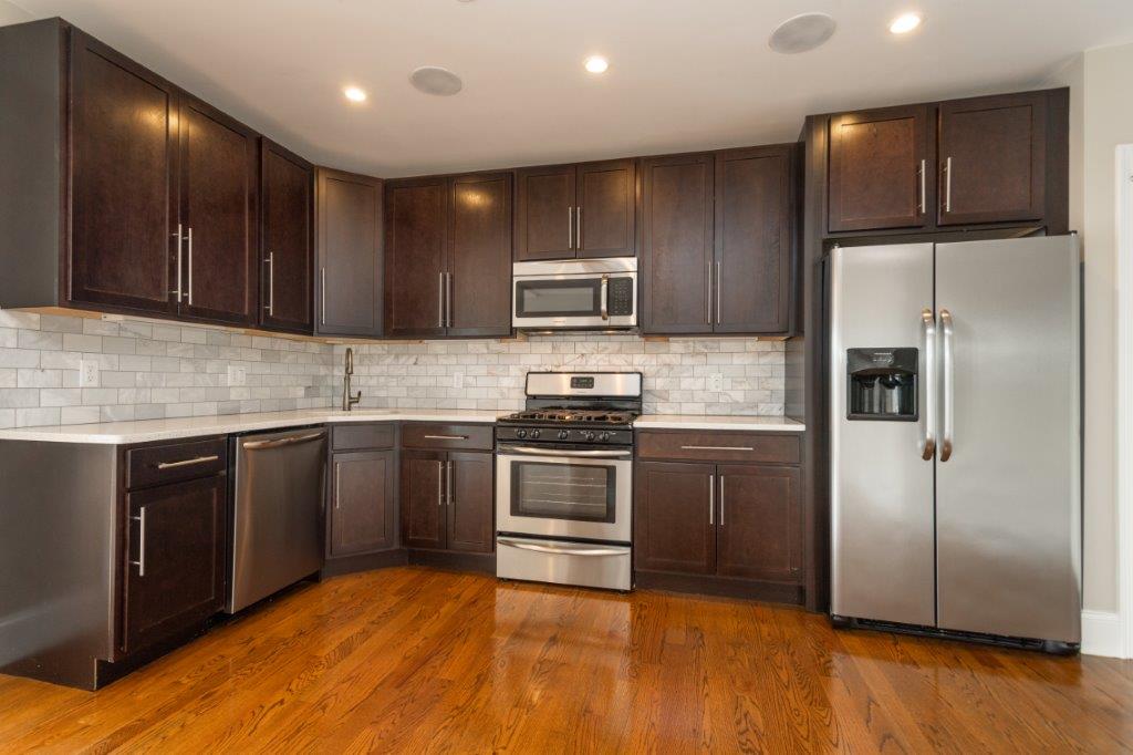 2 bed, 1.5 bath apartment for rent at 337 D St Unit 18, South Boston — photo 1 of 14
