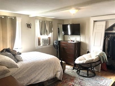 1530 Columbia Rd, South Boston