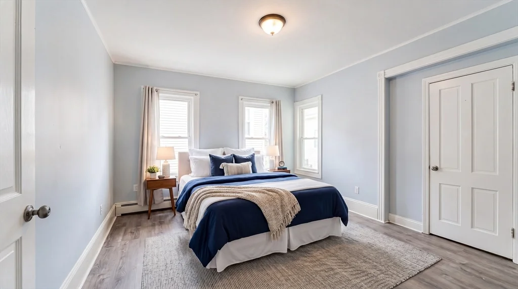 33 1/2 Barclay, Worcester