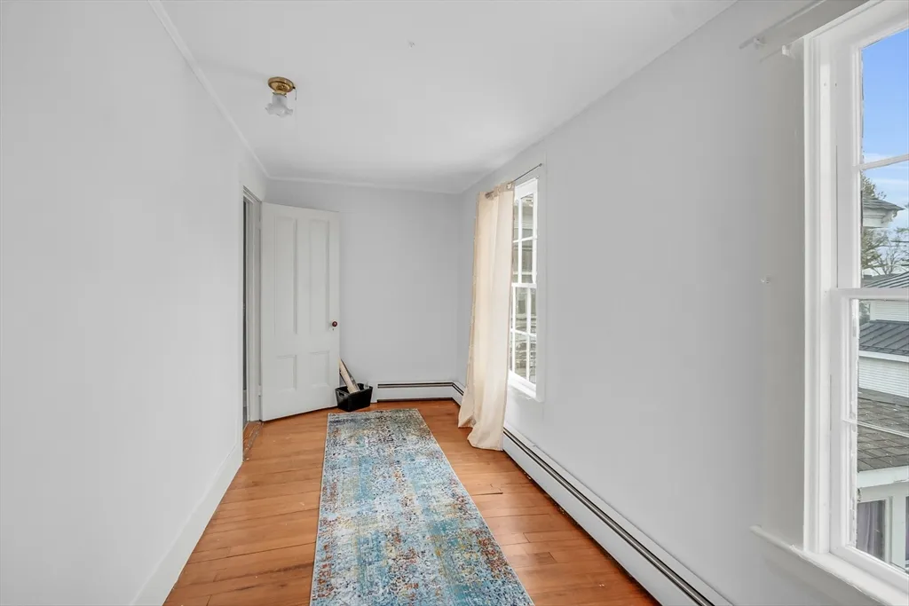 205c Main St, Groton