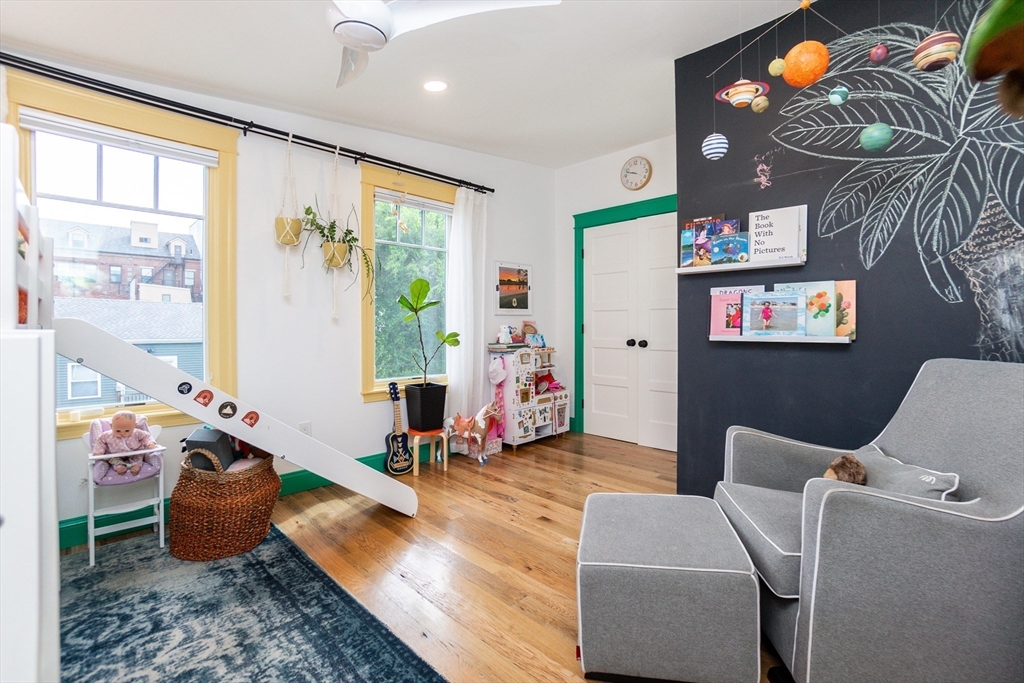 452 W 4th, South Boston