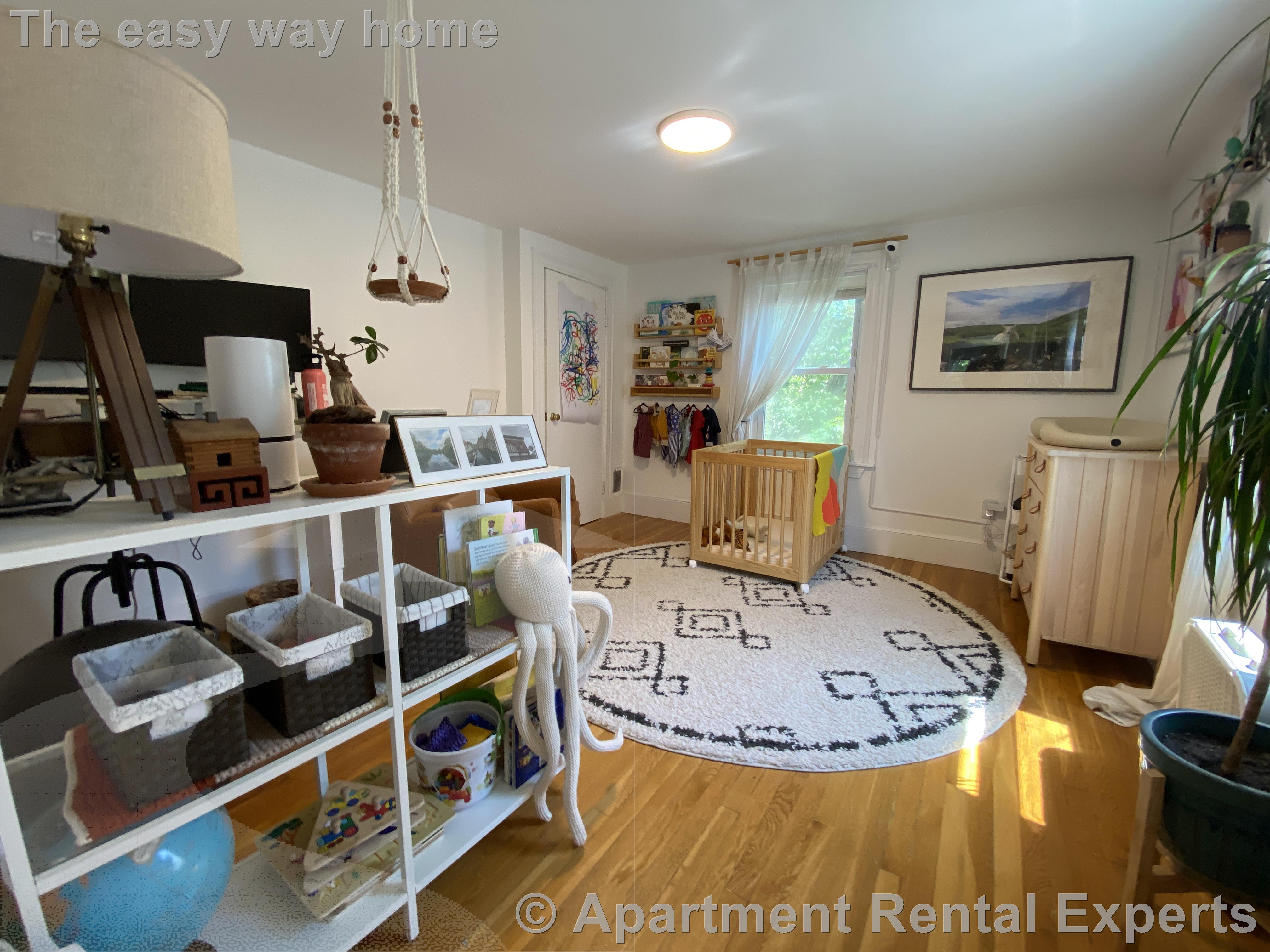 25 Kenwood St, Cambridgeport