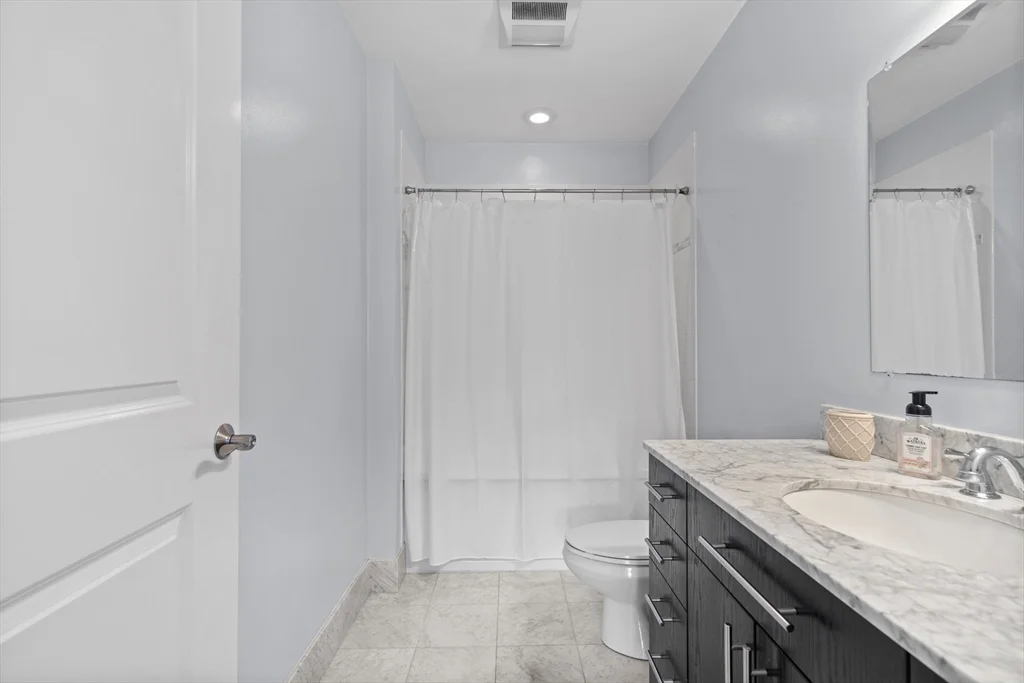 152 Old Colony, South Boston