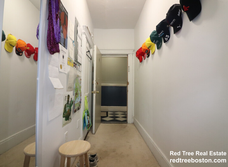 238 Hemenway St, Fenway