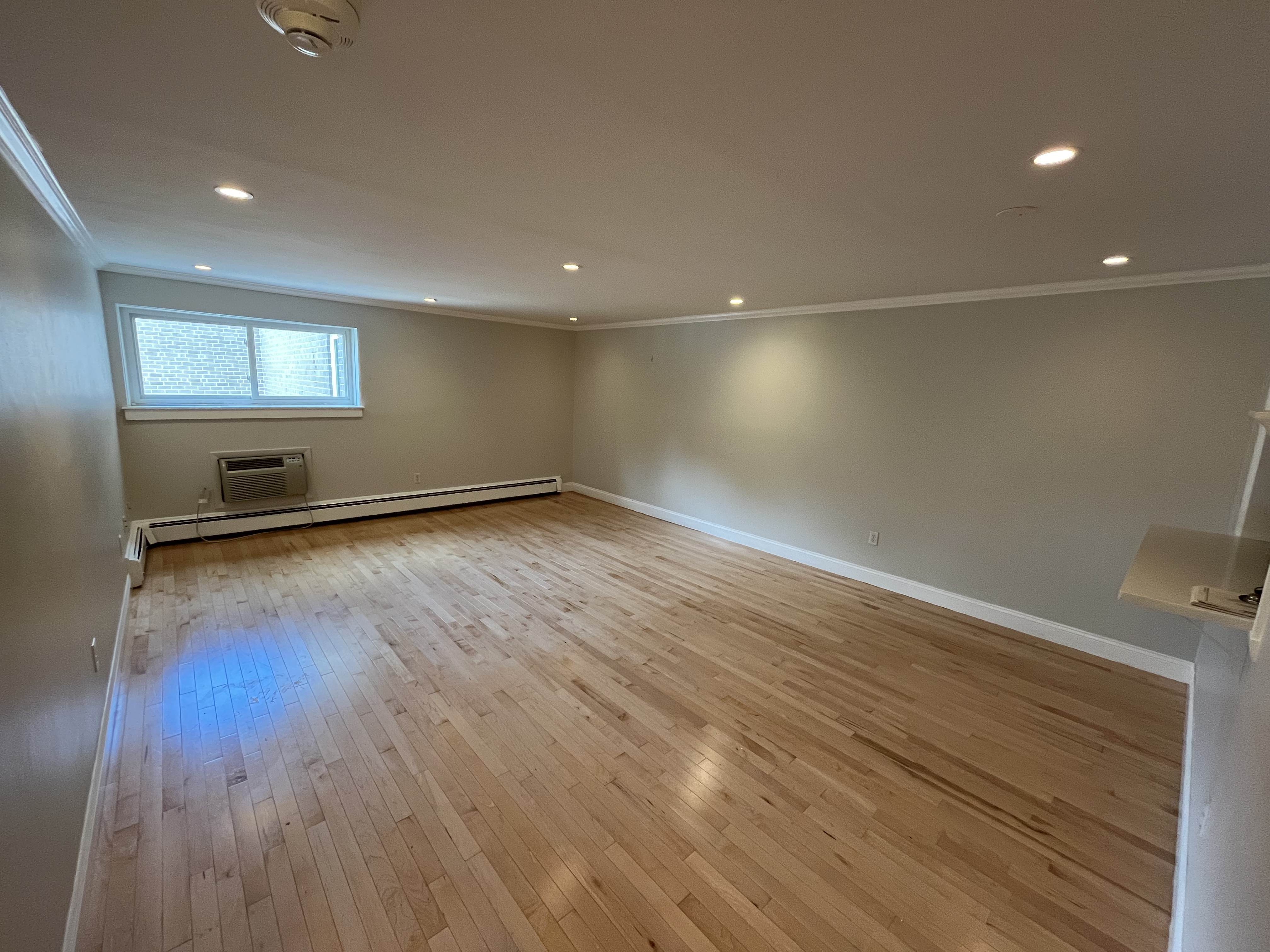 121 Tremont St, Brighton