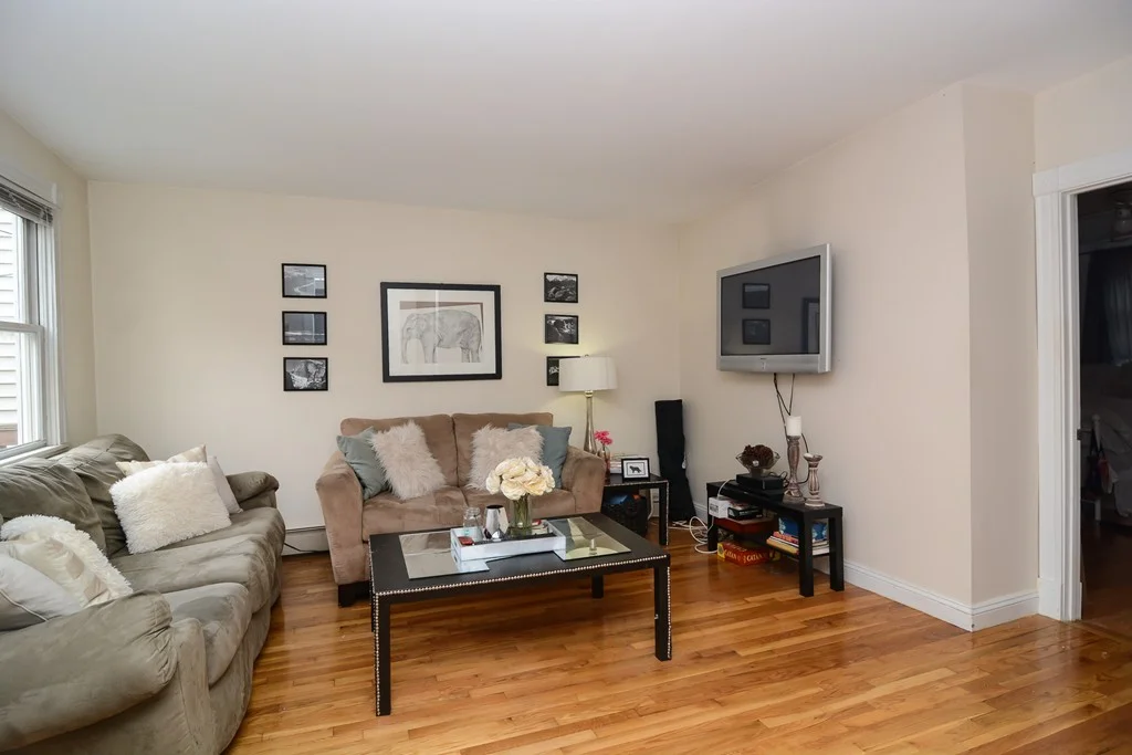 546 East 8th St, South Boston