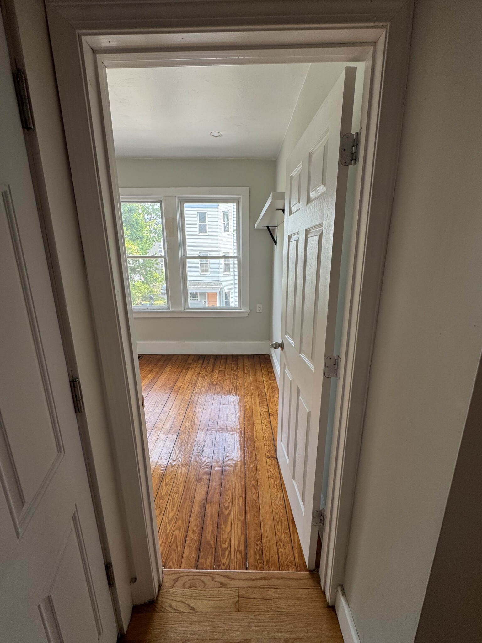 11 Anson St, Jamaica Plain