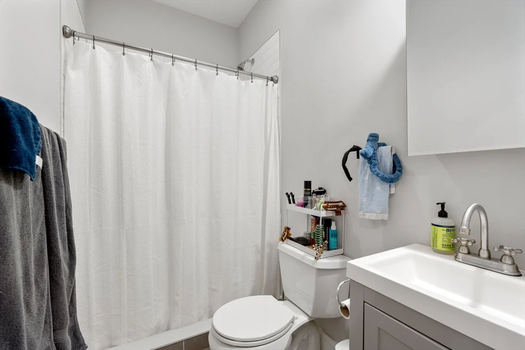 224 Lexington St, East Boston