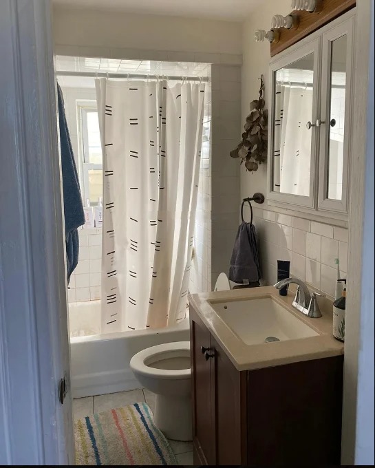 11 Houghton St, Ward Two