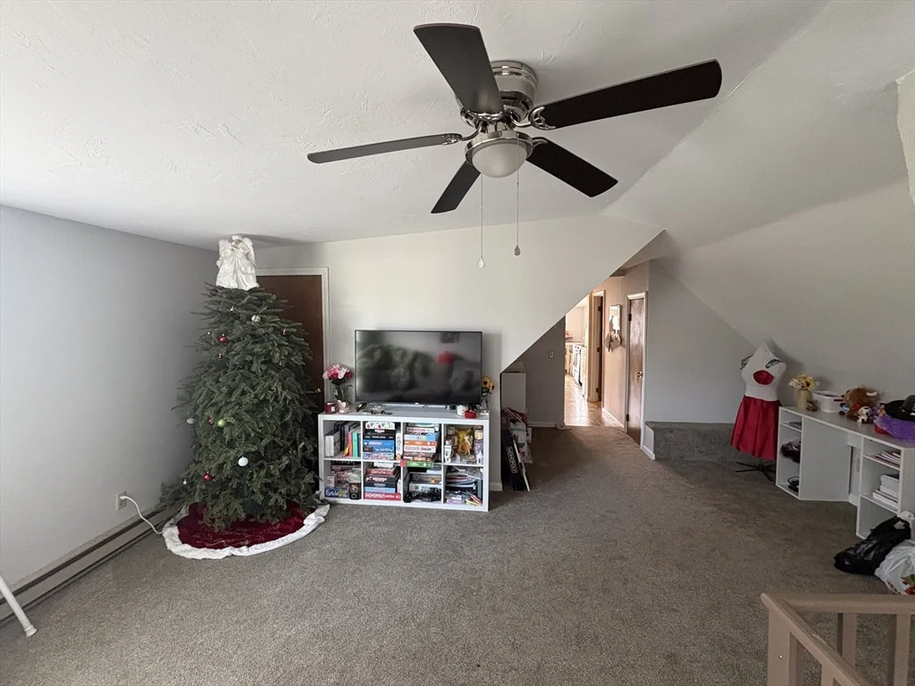 28 Peck St, Attleboro