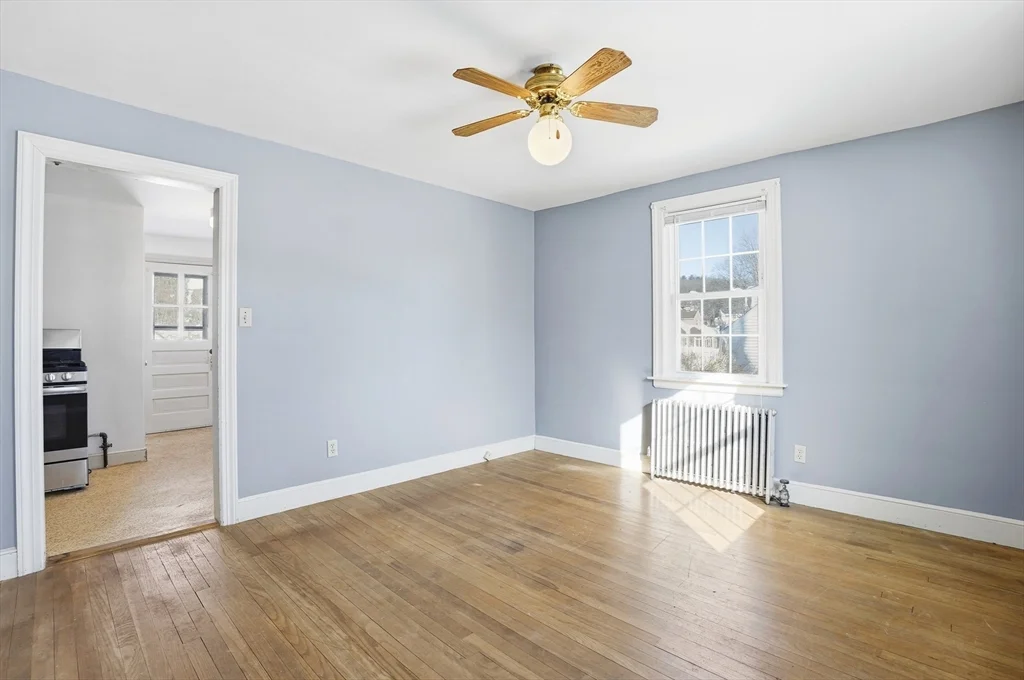 12 Cardinal Rd, Tatnuck