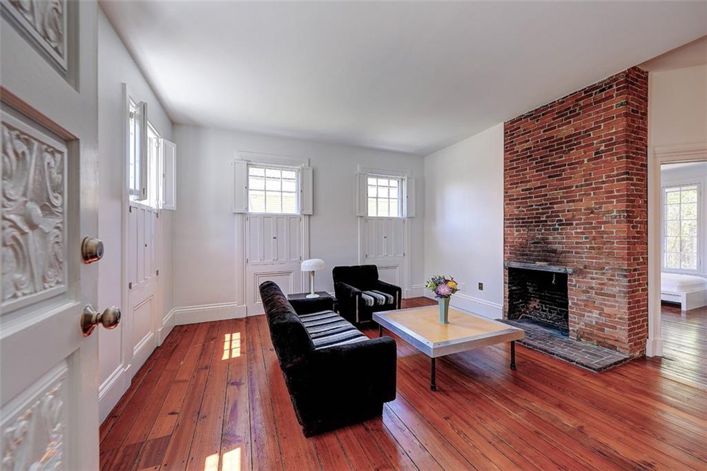1 bed, 1 bath apartment for rent at 22 Halsey St Unit 2, College Hill — photo 1 of 18