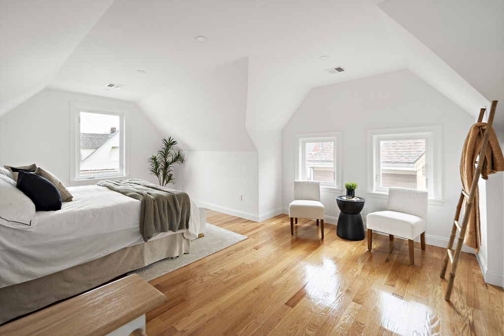 24 Montrose St, Roxbury