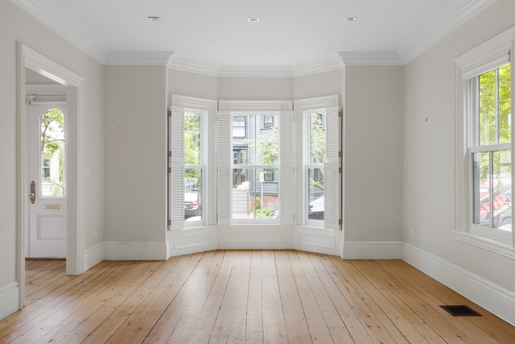 30 Walker St, Cambridge