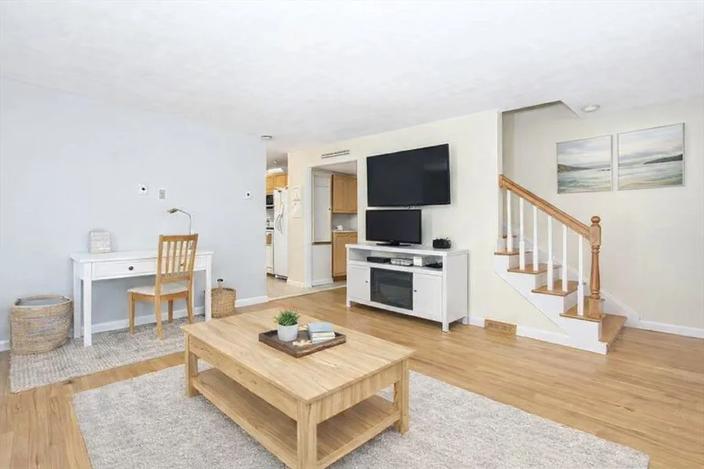 198 Cohasset St, Worcester