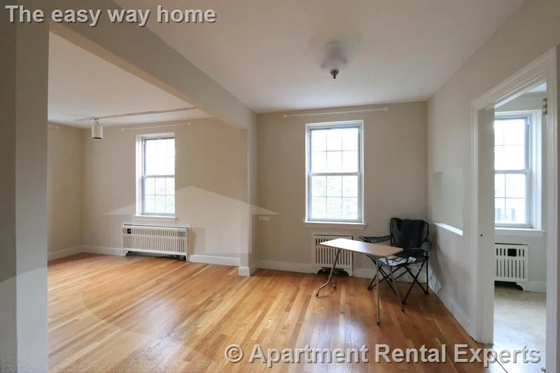 1716 Cambridge St, Harvard Square