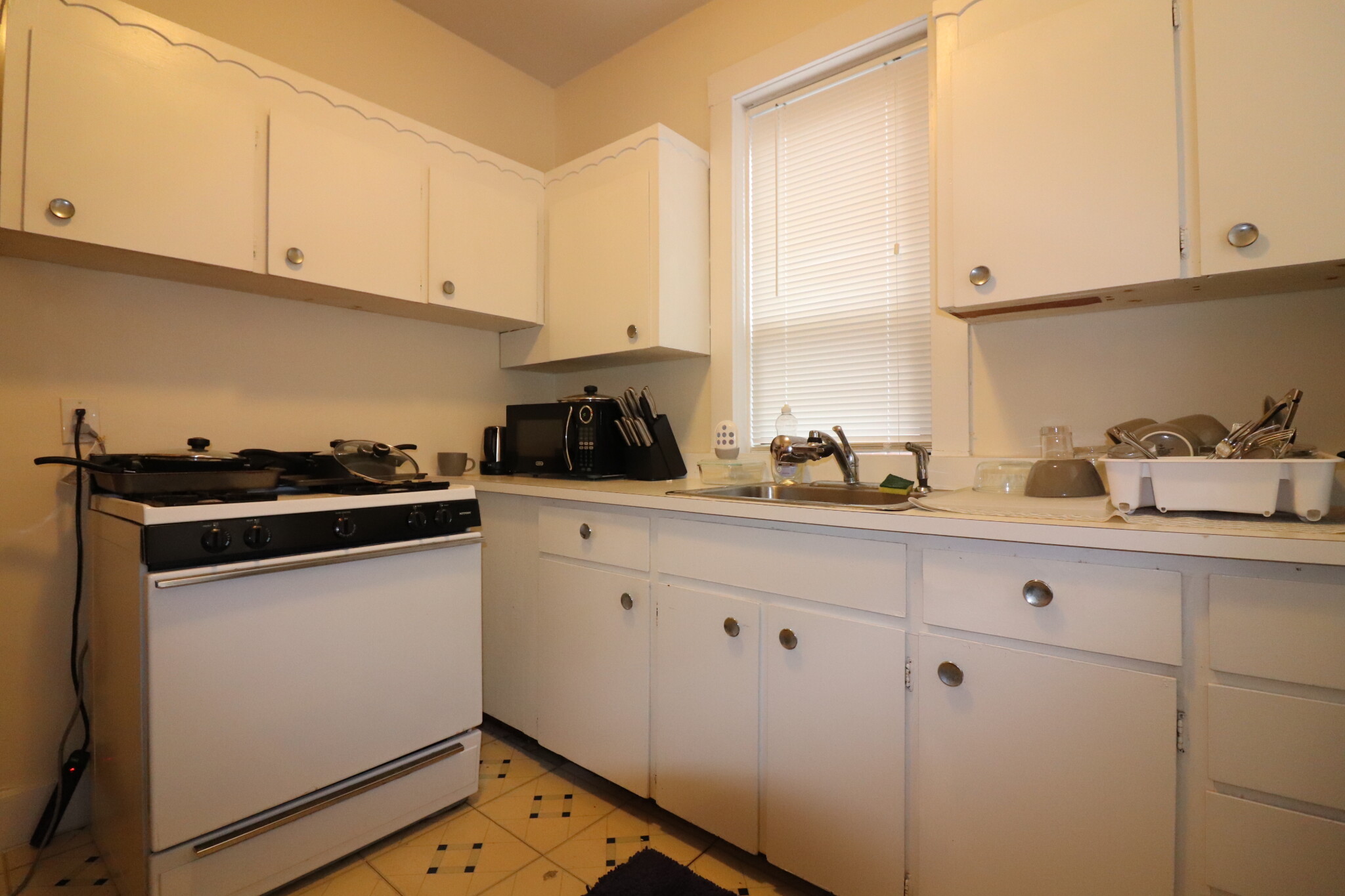 1 bed, 1 bath apartment for rent at 122 Babcock St Unit 3A, Coolidge Corner — photo 7 of 10