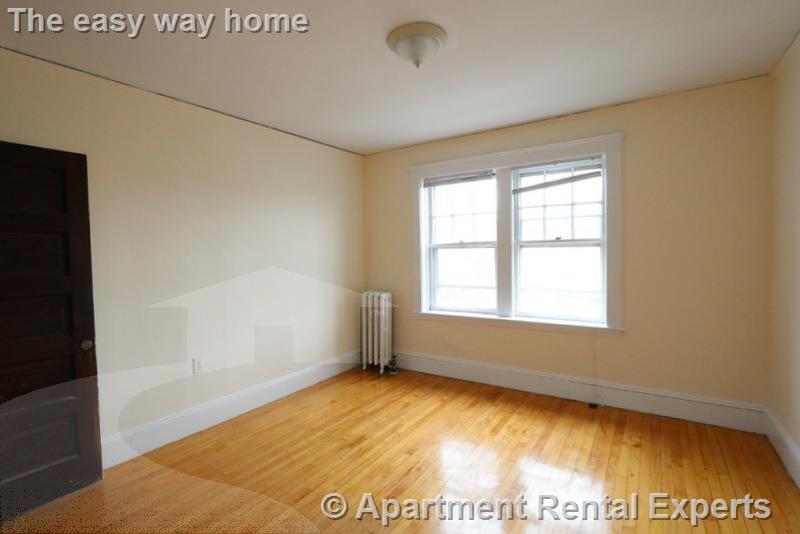 14 Centre St, Central Square