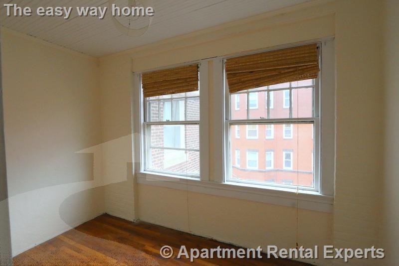 14 Centre St, Central Square