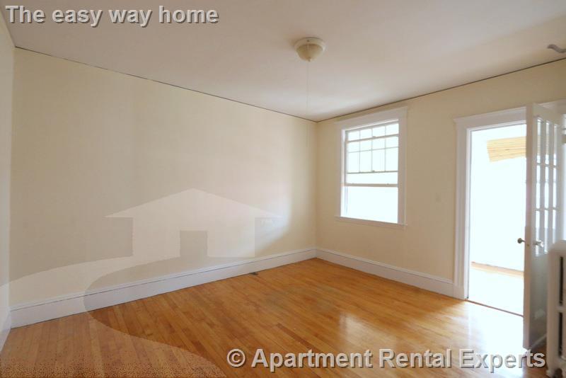 14 Centre St, Central Square