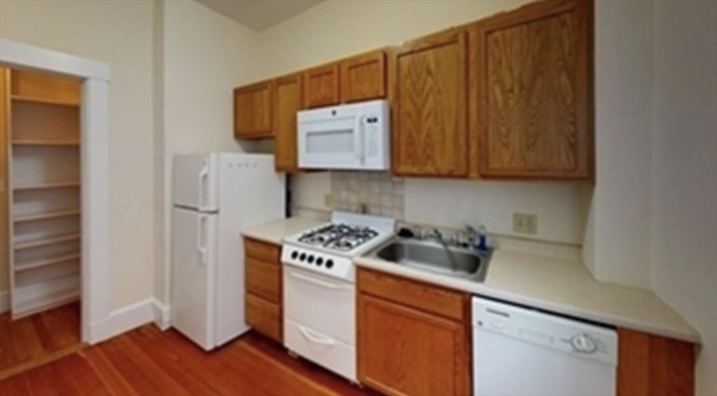 38 Kilsyth Rd, Salisbury Road - Corey Farm