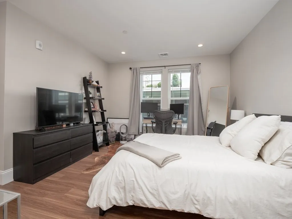 45 L St, South Boston